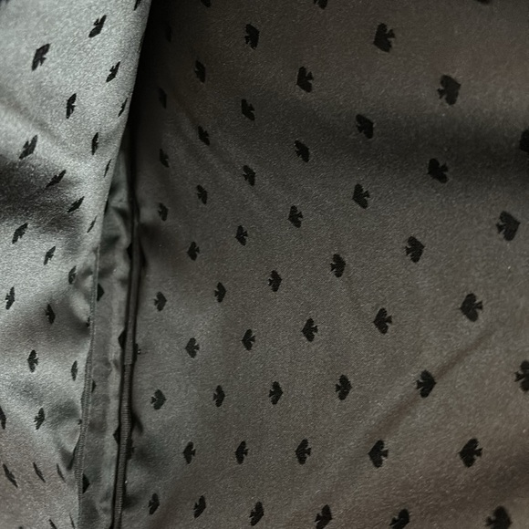 ♠️✨Kate Spade Laptop Case With Black Gold and Silver Heart Pattern✨ - Picture 4 of 7